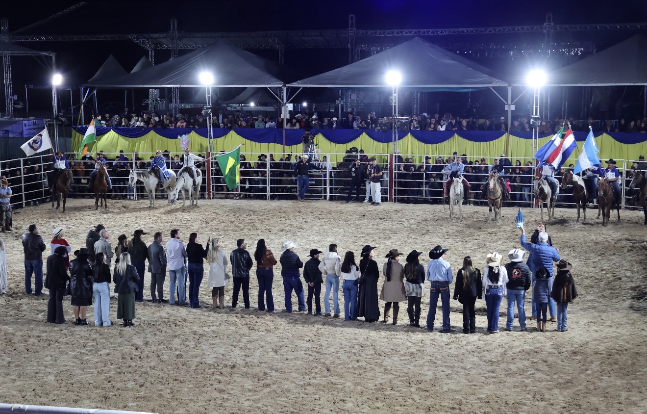 Com apoio da senadora Soraya Thronicke, rodeio marca os 114 anos de Porto Murtinho com quatro dias de festa, cultura, concurso da Rainha do Rodeio e grandes atrações