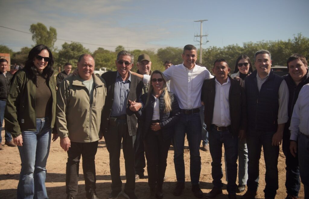 Prefeito Nelson Cintra acompanha visita do presidente do Paraguai às obras da Ponte Bioceânica