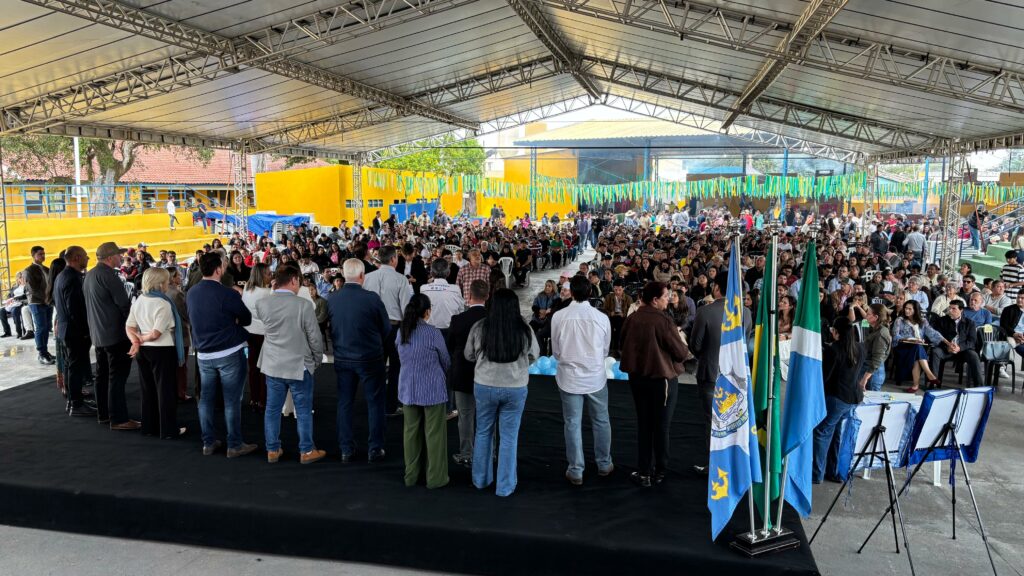 Porto Murtinho celebra 114 anos com desfile cívico, entregas e mais de R$ 72,9 milhões em investimentos do Governo do Estado