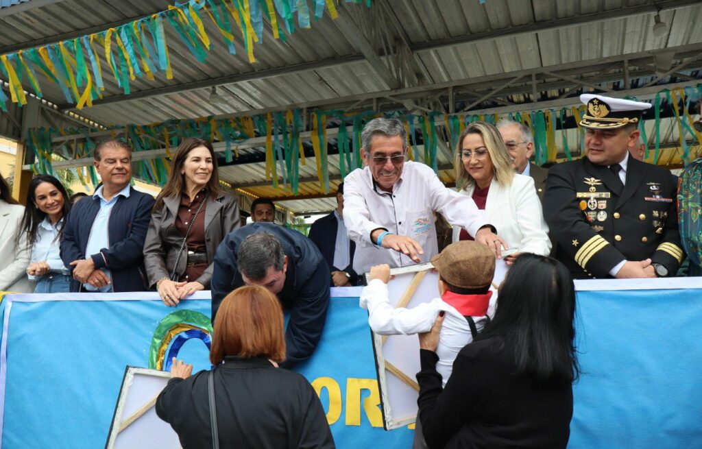 Porto Murtinho celebra 114 anos com desfile cívico, entregas e mais de R$ 72,9 milhões em investimentos do Governo do Estado
