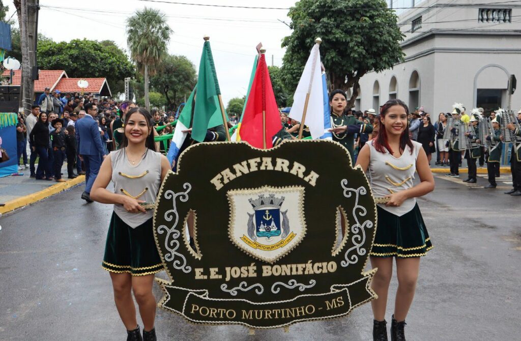 Porto Murtinho celebra 114 anos com desfile cívico, entregas e mais de R$ 72,9 milhões em investimentos do Governo do Estado