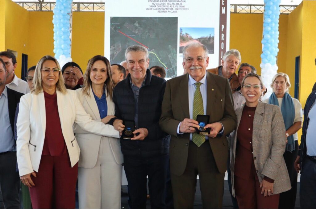 Porto Murtinho celebra 114 anos com desfile cívico, entregas e mais de R$ 72,9 milhões em investimentos do Governo do Estado