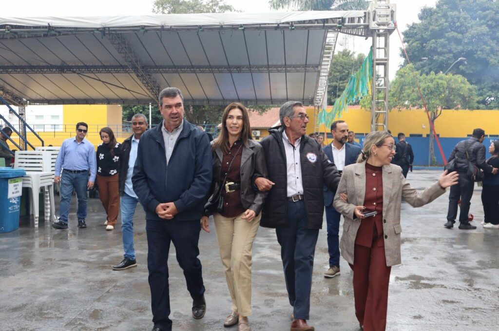 Porto Murtinho celebra 114 anos com desfile cívico, entregas e mais de R$ 72,9 milhões em investimentos do Governo do Estado