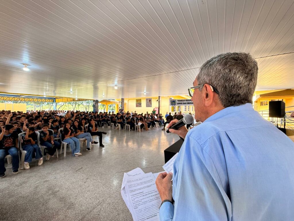 Escola Municipal Cívico-Militar Cláudio de Oliveira realiza formatura do PROERD 2026 Escola Municipal Cívico-Militar Cláudio de Oliveira realiza formatura do PROERD 2026