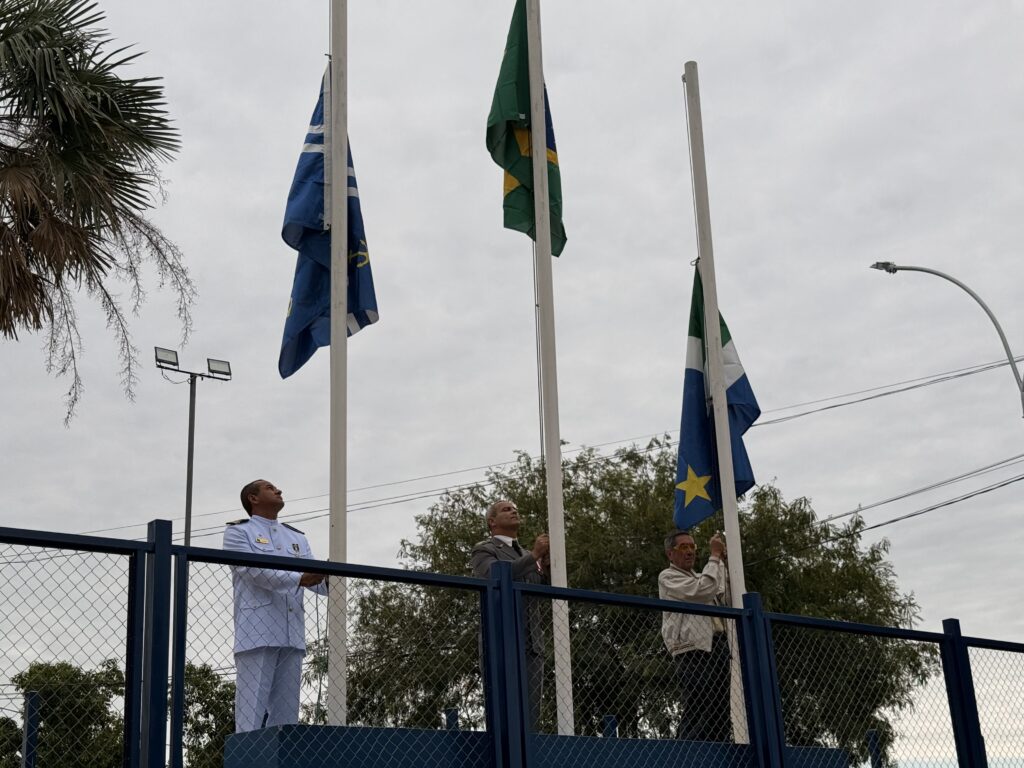 Desfile cívico de 7 de Setembro reúne população e celebra a Independência do Brasil em Porto Murtinho Desfile cívico de 7 de Setembro reúne população e celebra a Independência do Brasil em Porto Murtinho