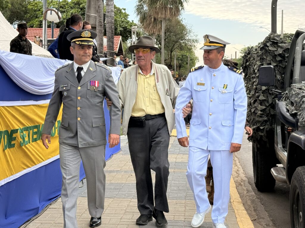 Desfile cívico de 7 de Setembro reúne população e celebra a Independência do Brasil em Porto Murtinho Desfile cívico de 7 de Setembro reúne população e celebra a Independência do Brasil em Porto Murtinho