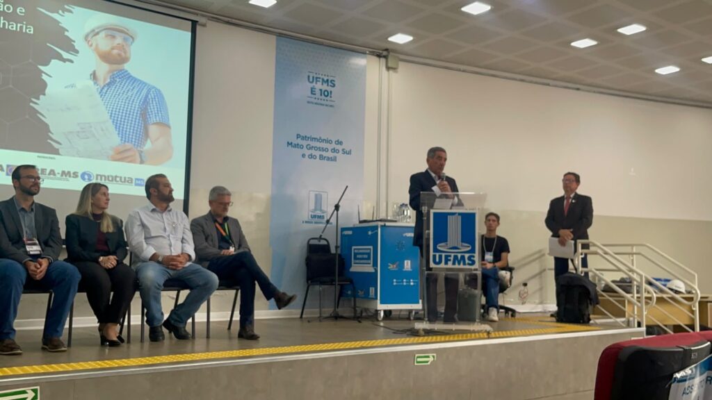 Nelson Cintra apresenta planejamento e obras de Porto Murtinho no IV CINOTENG, na UFMS