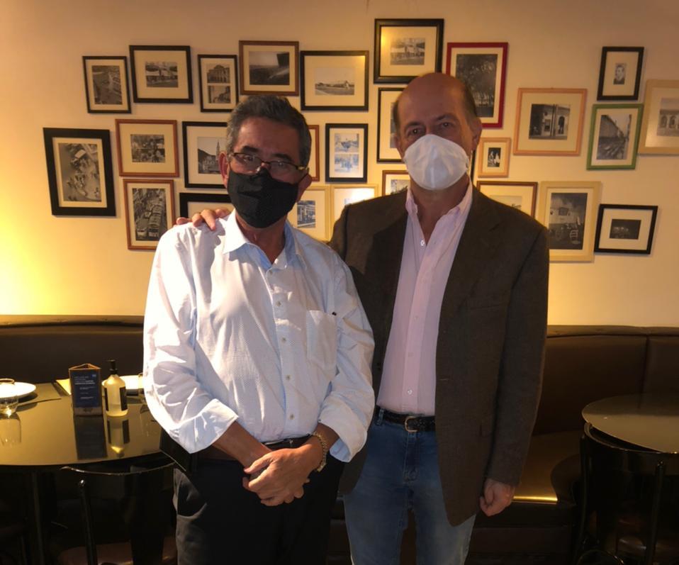 PREFEITO SE REÚNE COM MINISTRO DAS RELAÇÕES EXTERIORES PREFEITO SE REÚNE COM MINISTRO DAS RELAÇÕES EXTERIORES