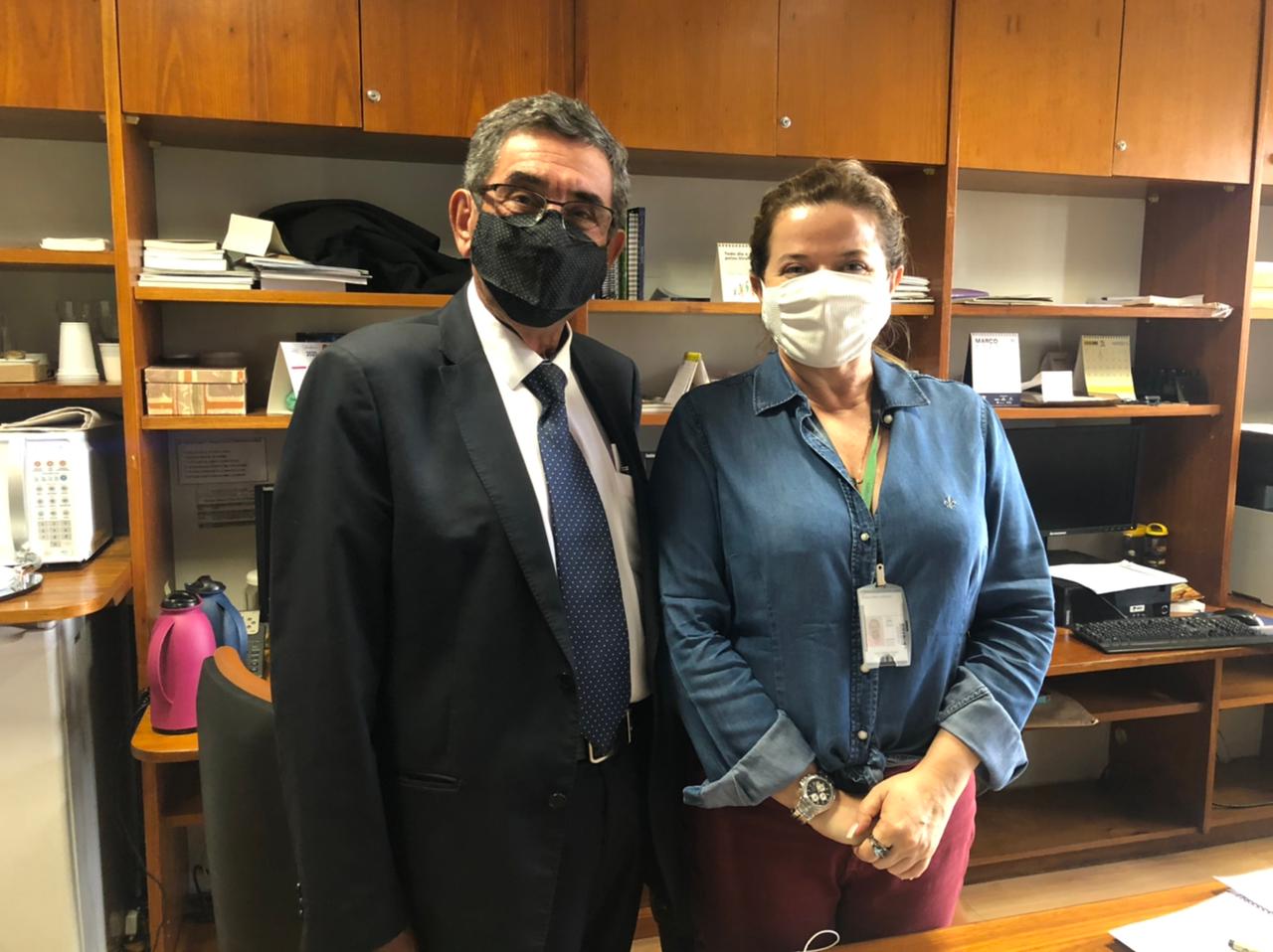 Em agenda em BrasÃ­lia, Prefeito Sr. Nelson Cintra se reÃºne com Denize Priess - assessora de orÃ§amento do Deputado Federal FÃ¡bio Trad