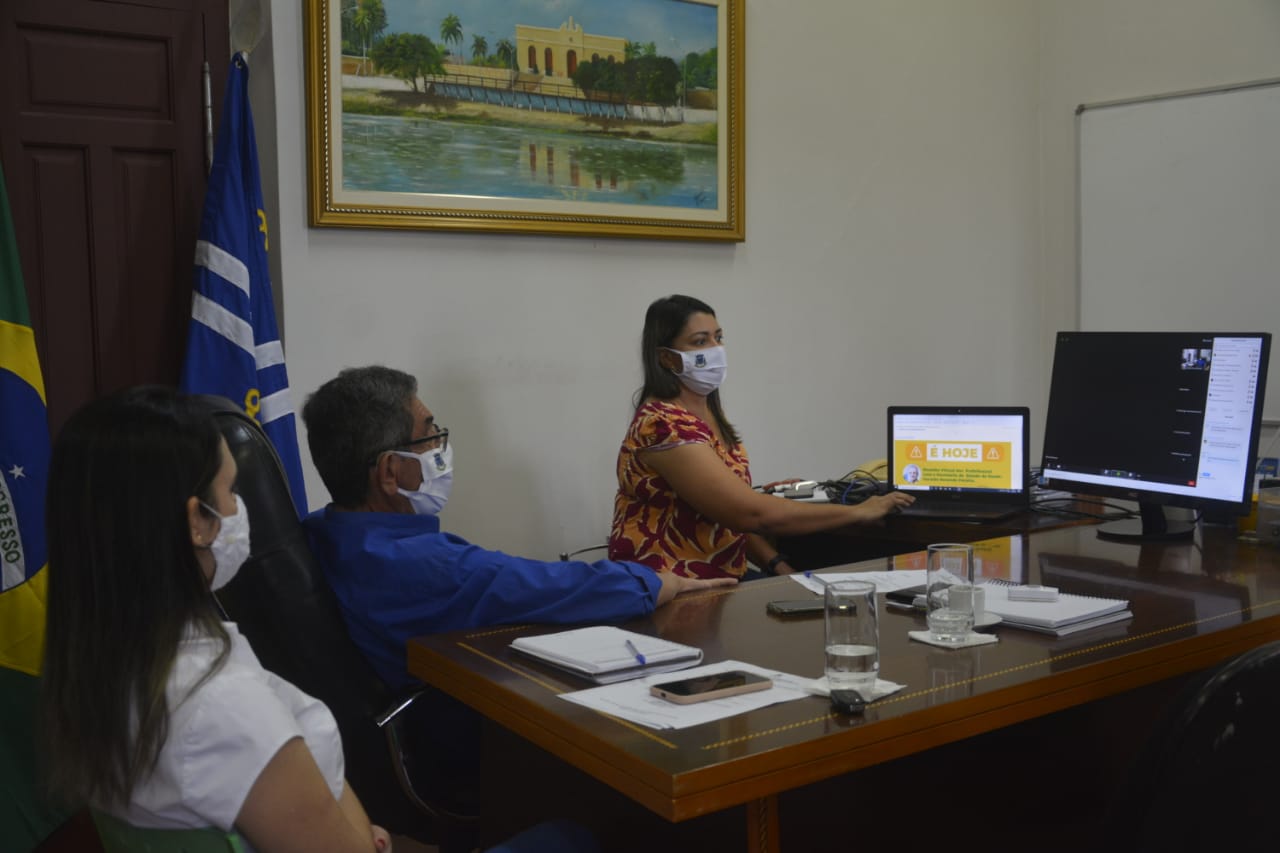 Prefeito participa de reunião via vÃdeoconferência com Secretário de Saúde do Estado e prefeitos do municÃpios de MS Prefeito participa de reunião via vÃdeoconferência com Secretário de Saúde do Estado e prefeitos do municÃpios de MS