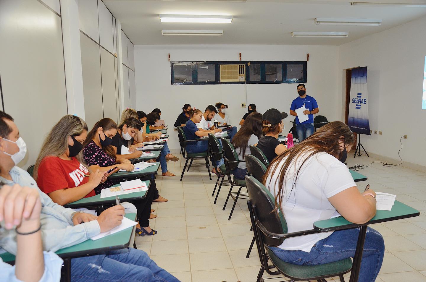 PREFEITURA DE PORTO MURTINHO PROMOVE CURSO DE VISUAL MERCHANDISING