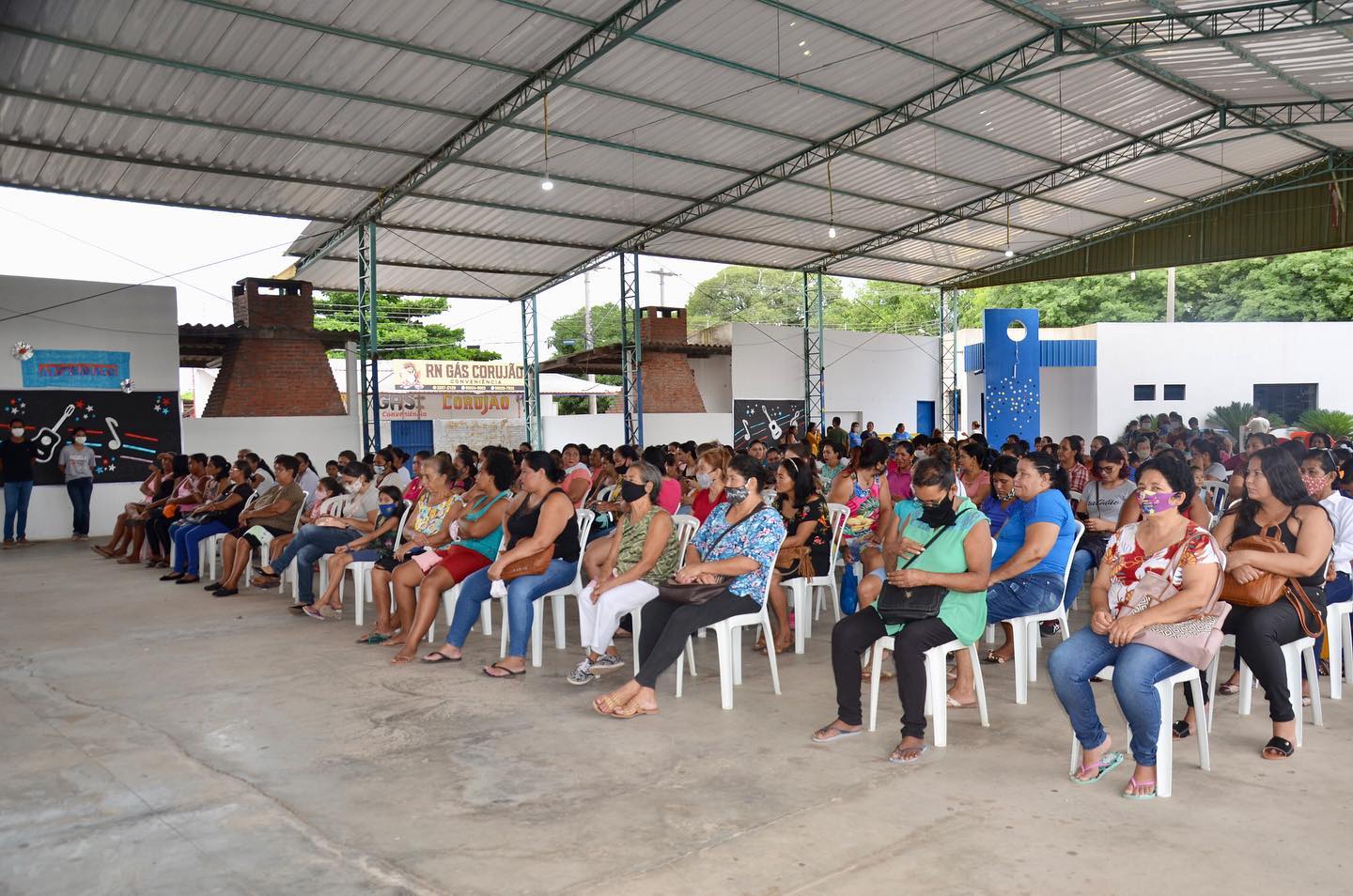 CRAS realiza reuniÃ£o de encerramento com participantes do Programa AuxÃ­lio Brasil 2021, nesta terÃ§a-feira (14). ðŸ”–ðŸŽ‰