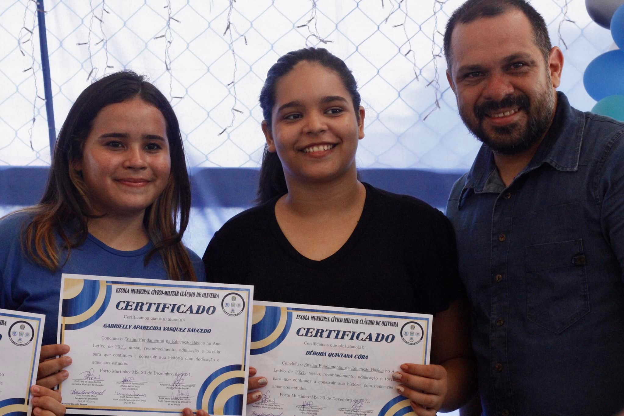 ESCOLA CÃVICO-MILITAR REALIZA PRIMEIRA FORMATURA DO 9Âº ANO E CONCLUSÃƒO DO ANO LETIVO 2021