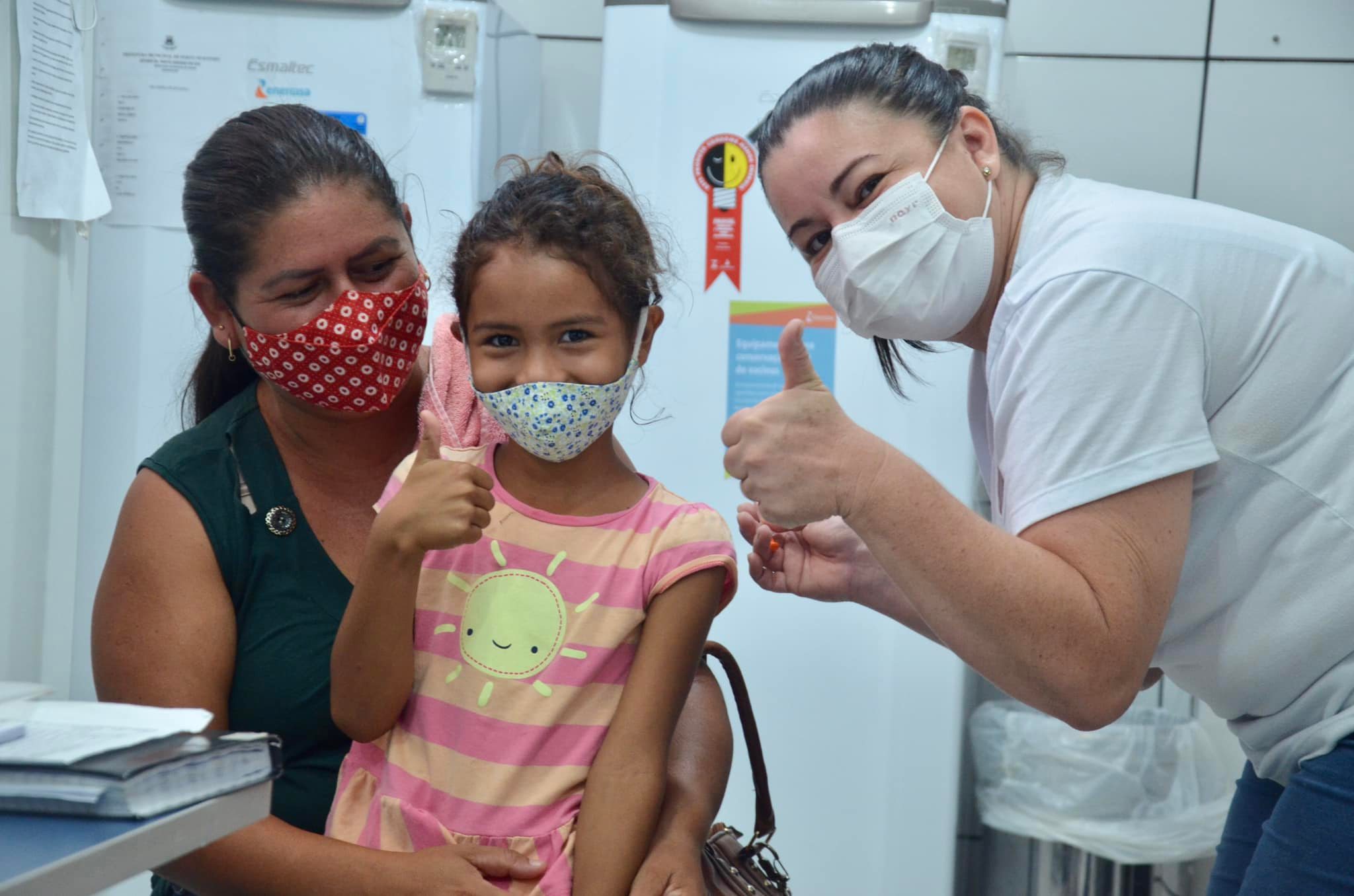 Nossos pequenos seguem sendo imunizados contra a Covid-19!