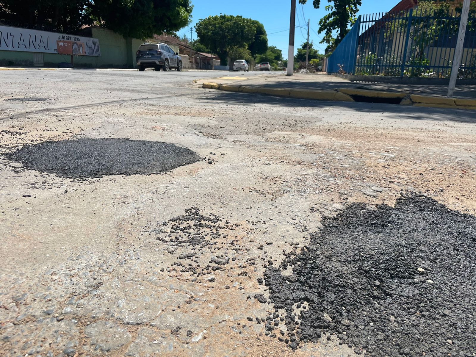 Prefeitura inicia OperaÃ§Ã£o Tapa Buraco na regiÃ£o central de Porto Murtinho Â 