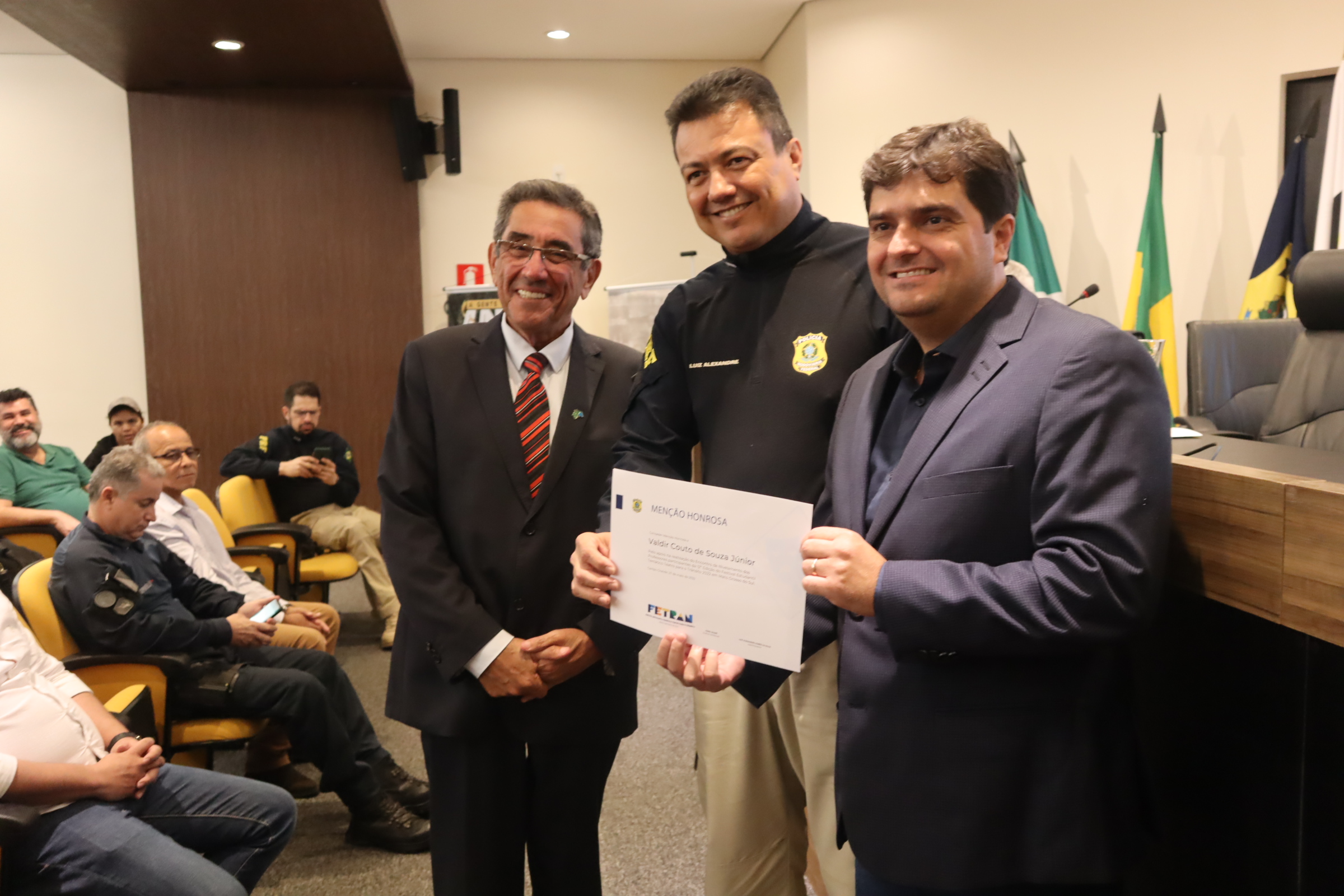 Alunos da Escola Municipal Rural BonifÃ¡cio Gomes recebem premiaÃ§Ã£o do 11Âº Festival Estudantil TemÃ¡tico de TrÃ¢nsito (FETRAN)