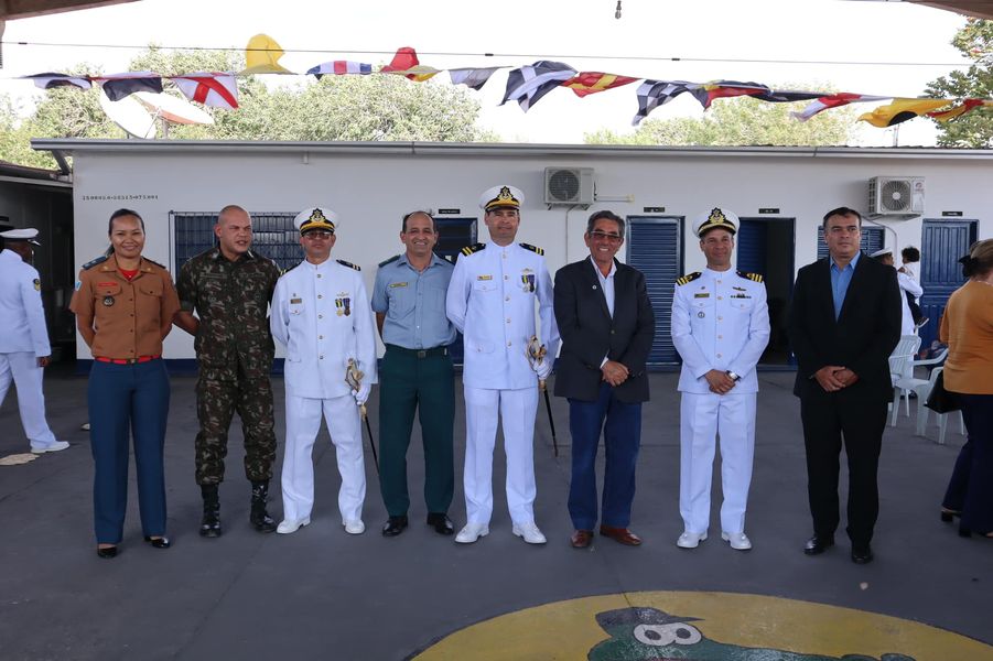 Prefeito de Porto Murtinho Nelson Cintra participa da CerimÃ´nia de Passagem de Comando da AgÃªncia Fluvial