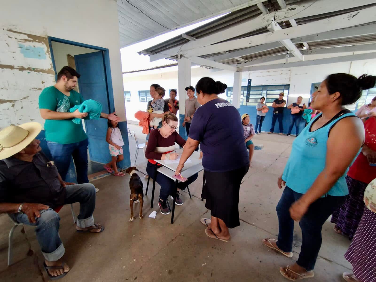 CRAS realiza entrega de cobertores nas aldeias indÃ­genas de Porto Murtinho