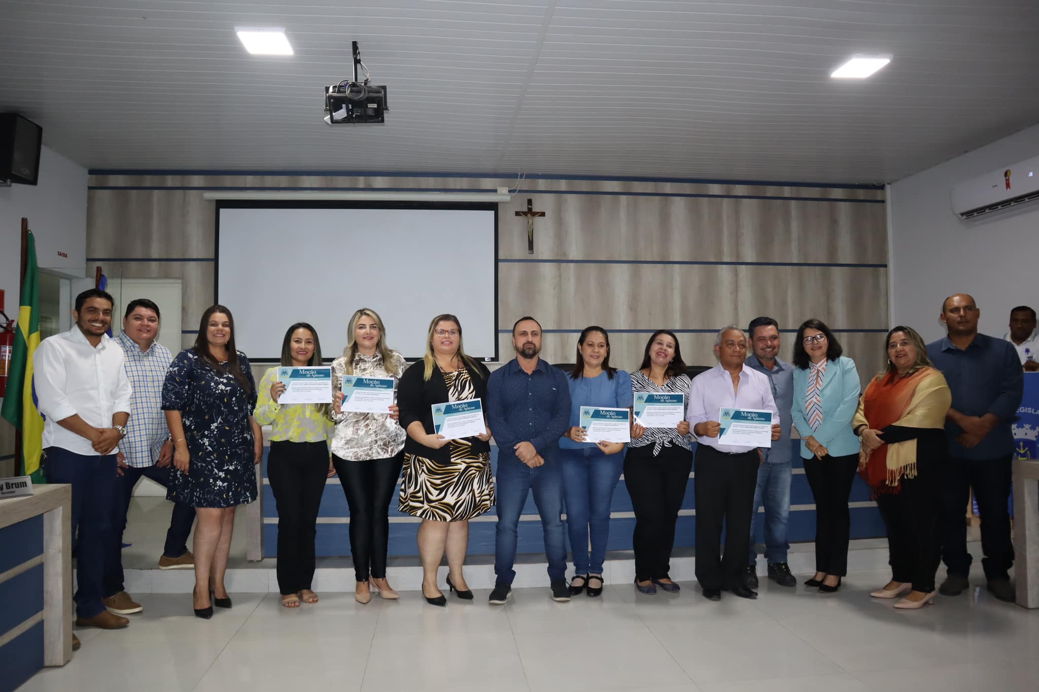 CÃ¢mara de Porto Murtinho concede â€œMOÃ‡ÃƒO DE APLAUSOSâ€ para Coordenadores PedagÃ³gicos e Nutricionistas