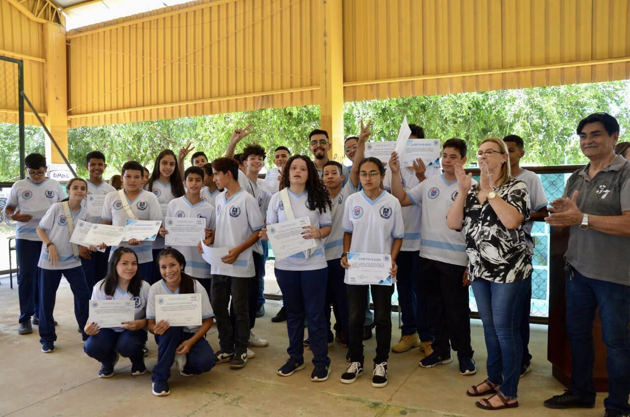 EMCIM promove encerramento dos projetos de 2022