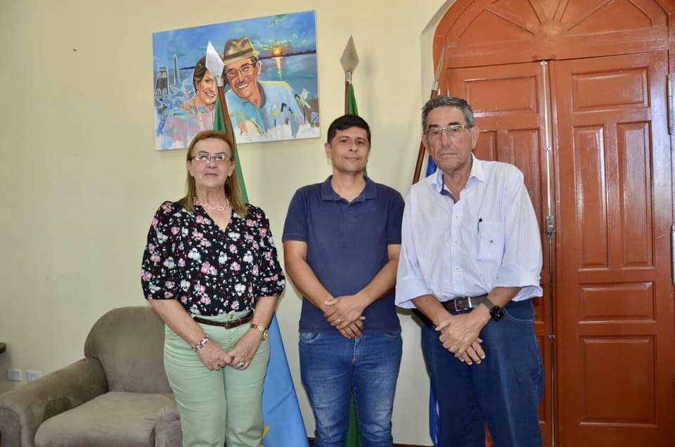 Prefeito avalia possibilidades de nomear secretÃ¡rio adjunto de EducaÃ§Ã£o