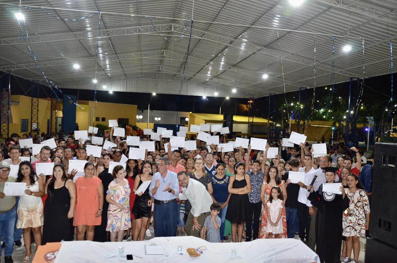 Prefeitura promove cerimÃ´nia de formatura para alunos da Escola CÃ­vico-Militar